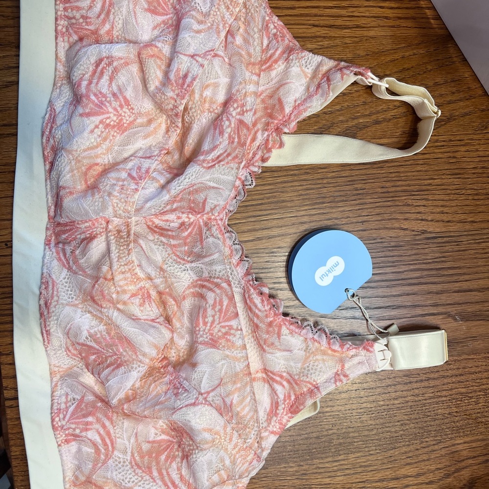 Ruby Handsfree Pumping And Nursing Bra - image 1